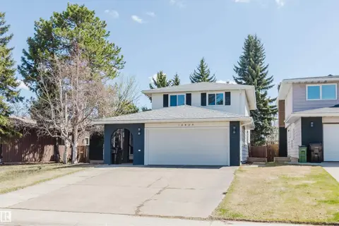 10423 35 AV NW
