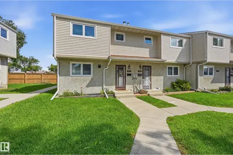 5677 137 AV NW