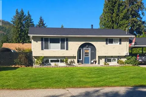 606 Gillis Avenue