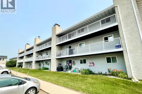 505 2406 Heseltine ROAD