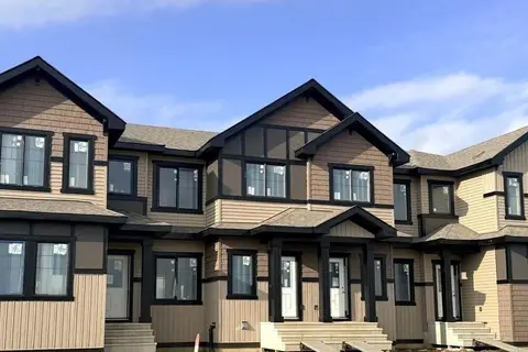 33 McLeod AV
