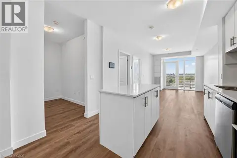 461 GREEN Road Unit# 822