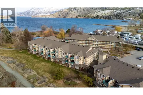 750 Railway Lane Unit# 15
