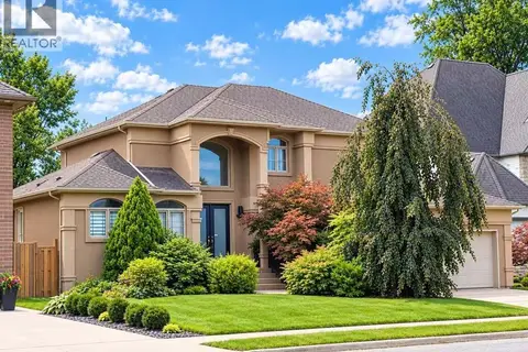 425 COUNTRY CLUB DRIVE