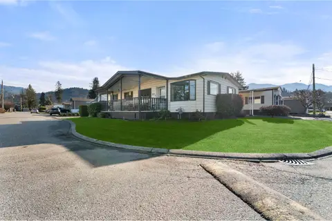 137 6338 VEDDER ROAD, Sardis South