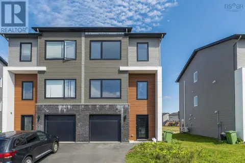78 Honeygold Drive