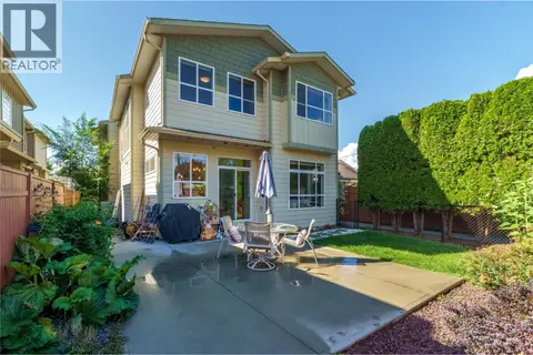 385 Douglas Avenue Unit# 102