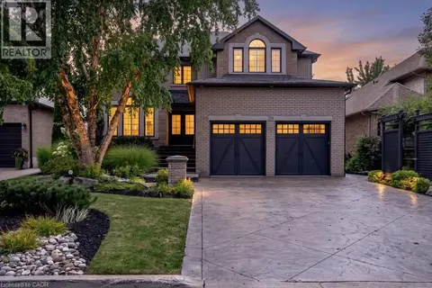 55 CHIANTI Crescent