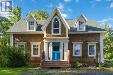 2591 Clarence Road