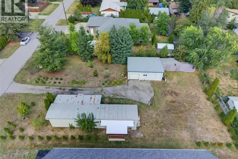 405 Gillis Avenue