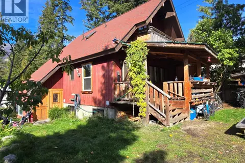 1013 Slocan Street
