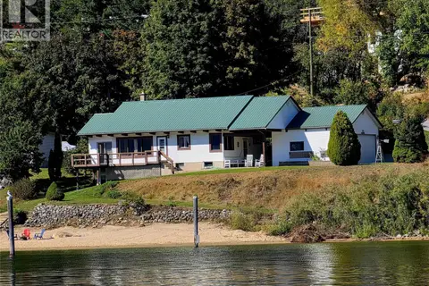 582 Valhalla Road