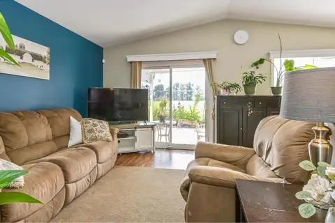83A 45918 KNIGHT ROAD, Sardis East Vedder