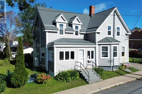 40 Pleasant Street