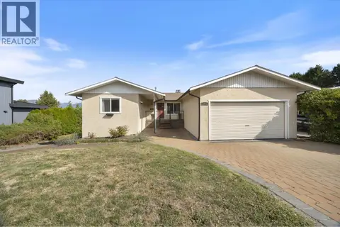 8200 BURNFIELD CRESCENT