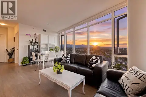 2401 7769 PARK CRESCENT
