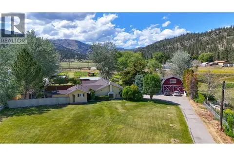 212 Carr Crescent