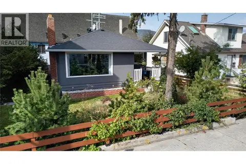 689 Ellis Street