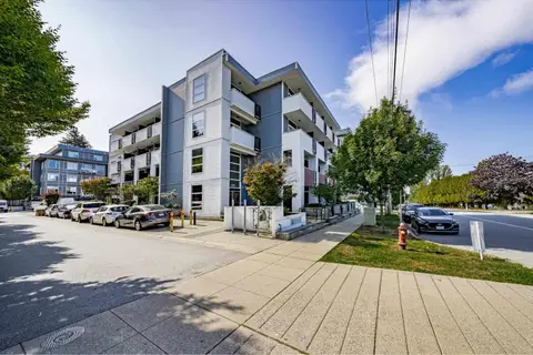410 13678 GROSVENOR ROAD