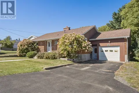 37 Huron AVE