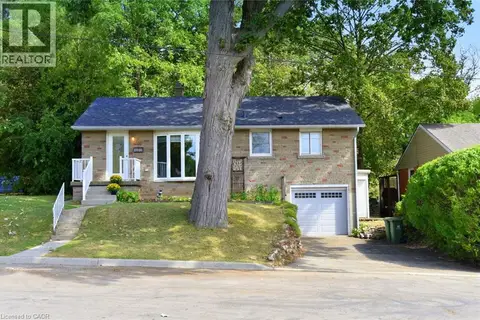 24 DELSEY Street