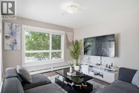 2206, 240 Skyview Ranch Road NE