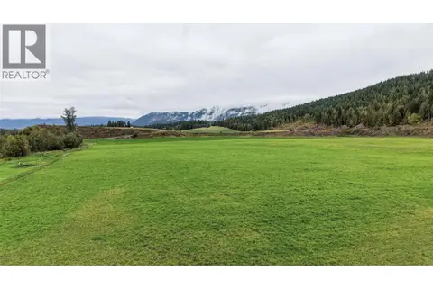 687 Mabel Lake Road