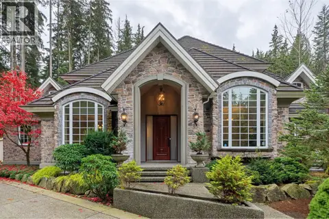320 FORESTVIEW LANE