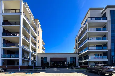 #620 200 BELLEROSE DR
