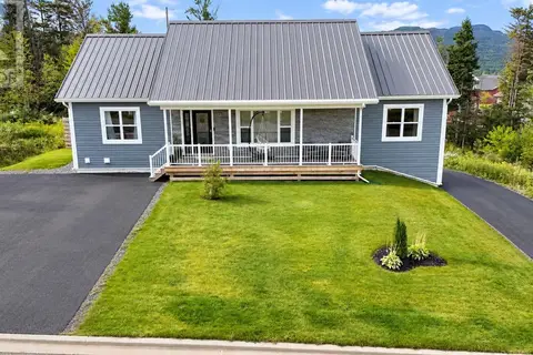 12 Harvey Wight Crescent
