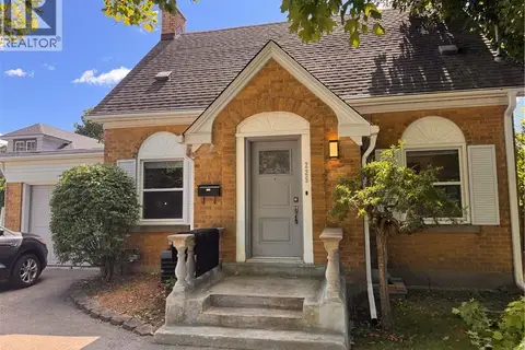 225 BRIDGEPORT Road E