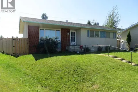 51 Lakeview Crescent