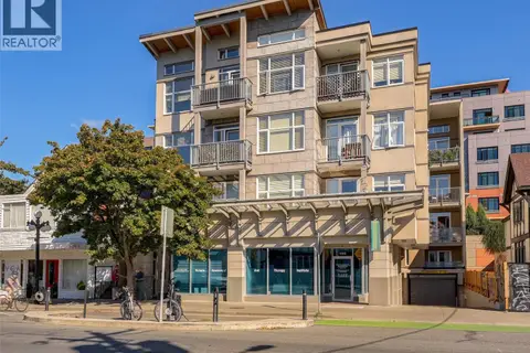 203 1022 Fort St