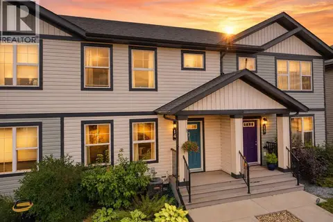 14 Hawthorn Place