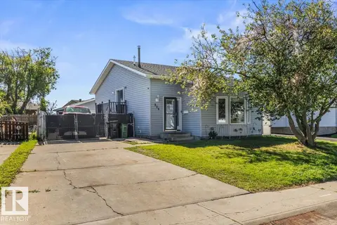 329 WARWICK RD NW