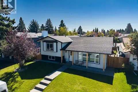1215 Lake Twintree Drive SE