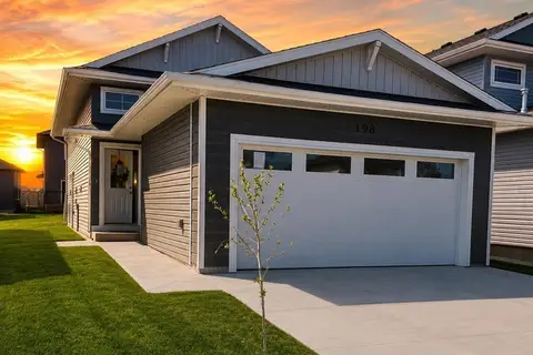 598 Yuel CRESCENT