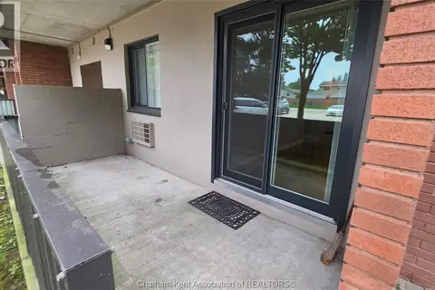 975 Grand AVENUE West Unit# 106