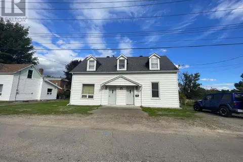 387 MOFFAT STREET