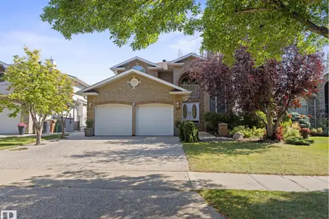 29 OAKDALE PL