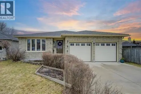 535 APPLEDALE Crescent Unit# Basement