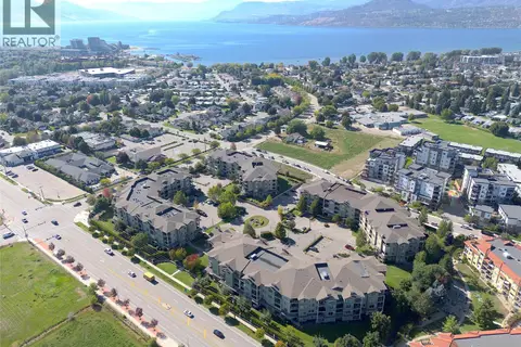 3735 Casorso Road Unit# 105