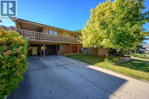 1604 39A Avenue