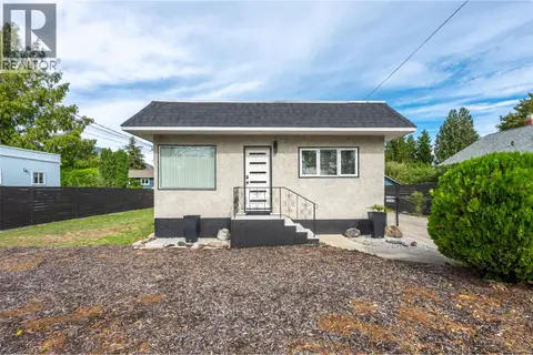 637 Alexander Avenue
