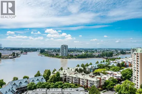 1811 988 QUAYSIDE DRIVE