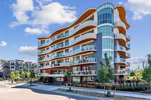 207 20416 PARK AVENUE