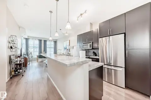 #216 10531 117 ST NW