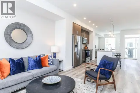 610 Academy Way Unit# 109