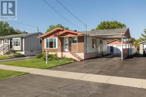 1107 GRAND AVENUE