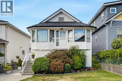 3587 TRIUMPH STREET